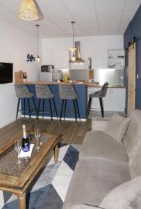 Φωτογραφία από το άλμπουμ του Suite Cosy Flat - Hyper-Centre avec sauna privatif σε Senlis