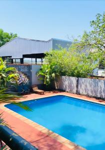 The swimming pool at or close to Hostel Park Iguazu