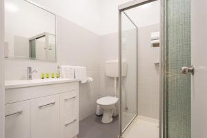 The Formby Hotel的一间浴室