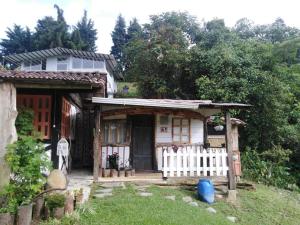 Hoone, kus hostel asub