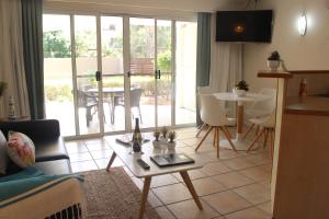Gallery image of At The Sound Noosa Motel in Noosaville