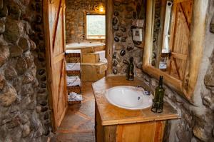 Koupelna v ubytování Honeymoon Hut