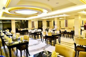 Restaurace v ubytování Ras Al Khaimah Hotel