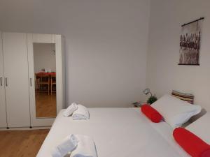Galeriebild der Unterkunft Bnbook-Ughelli in Rho