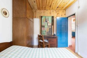 TV a/nebo společenská místnost v ubytování Beach House in La Floresta, Uruguay