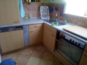 Η κουζίνα ή μικρή κουζίνα στο Ferienwohnung Waldrast +17 φωτογραφίες