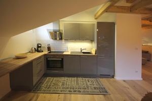 Kuchyň nebo kuchyňský kout v ubytování Haus Fichtl, Alpenblick 402 oder Nebelhornblick 403