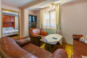 Posedenie v ubytovaní Apartment Eni Selce