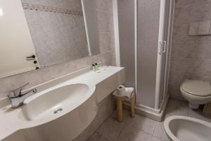 Kúpeľňa v ubytovaní Hotel il Delfino