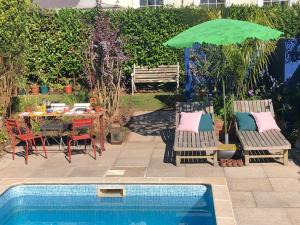 Swimmingpoolen hos eller tæt på Barnsley House