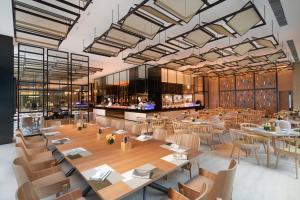 佛山南海利泰皇冠假日酒店(广州南站)-洲际旗下餐厅或其他用餐的地方