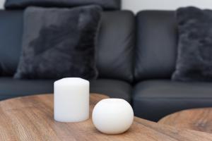Ein Sitzbereich in der Unterkunft Meerblick-Ferienwohnung Black Pearl