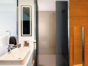 ห้องน้ำของ Novotel Marina Sriracha
