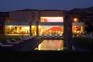 Bazén v ubytování Hotel Limari nebo v jeho okolí