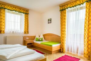 Postel nebo postele na pokoji v ubytování Weidinghof