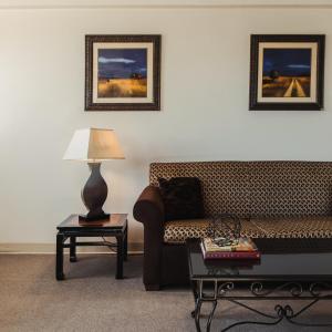 Gallery image of Stamford Suites in Stamford