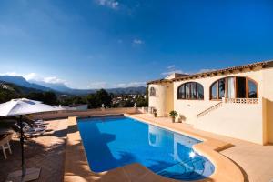 Bazén v ubytování Villa Heno 6 - sea view - by Holiday Rentals Villamar nebo v jeho okolí