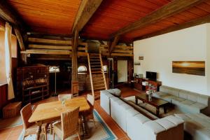 Posezení v ubytování Landhaus Kurzenmoor Remise 100 qm