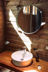 Phòng tắm tại UvaUva eco-retreat