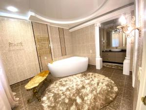 Koupelna v ubytování Sofievsky Posad Hotel