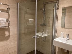 Koupelna v ubytování Lapland Lodge
