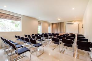 Konferenční prostory v ubytování The Beach Village Resort + 37 fotografií