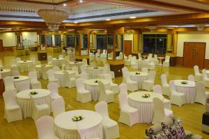 Gallery image of Bay View Hotel Vizag in Visakhapatnam