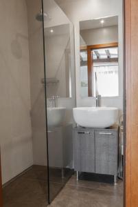 Ett badrum på Ca' San Trovaso - 6 Rooms