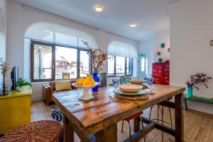 Posezení v ubytování Singular loft en los pinares de Covaleda, Soria