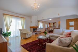 Posedenie v ubytovaní Villa Ita