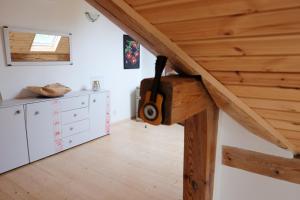 Fotografie z fotogalerie ubytování art-house 3 attic apartment with terrace v destinaci Děčín