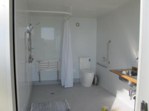 Koupelna v ubytování Waihi Gold Alpacas 3 or 4 people