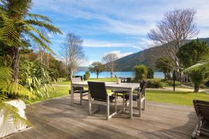 Gallery image of Furneaux Lodge in Endeavour Inlet
