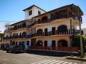 Gallery image of Hostal Sandrita in Puerto Villamil