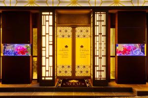 TV a/nebo společenská místnost v ubytování HOTEL Lotus Shibuya (Adult Only)