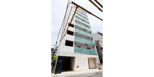 an image of an apartment building with a ladder at intheHood Tsukiji - Vacation STAY 97734 in Tokyo