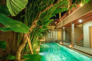 Baseinas apgyvendinimo įstaigoje Villa Daun 2 Canggu by Premier Hospitality Asia arba netoliese