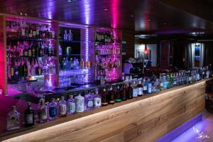 Nápoje v ubytovaní Hotel Isolabella Wellness