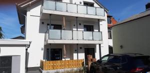 Budova, kde se apartmán nachází + 5 fotografií
