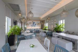 Posezení v ubytování Kantary Bay Hotel Phuket