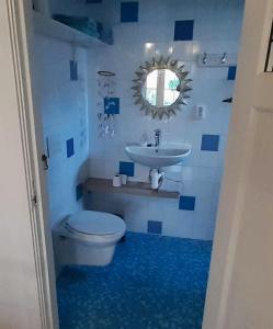 Ένα μπάνιο στο Close to the beach +22 φωτογραφίες