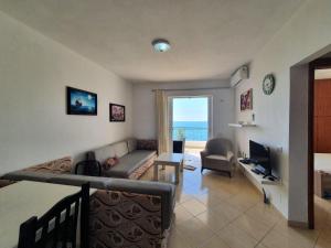 Step To The Sea Apartment FAST WIFI Double AC - Imazhi 9