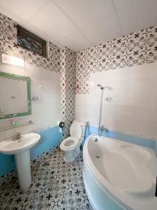 Ett badrum på Đình Vũ 3 Motel