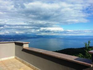 Foto dalla galleria di Apartment Pergola a Veprinac