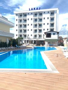 Basen w obiekcie Hotel Lakaj lub w pobliżu