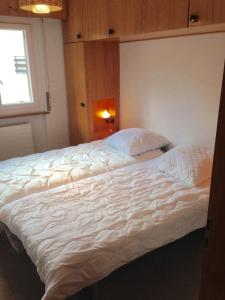 Postel nebo postele na pokoji v ubytování Combyre COMFORTABLE & CENTER apartements