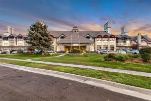 Gallery image of Radisson Salt Lake Airport in Salt Lake City