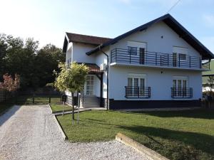 Budova, kde se vila nachází