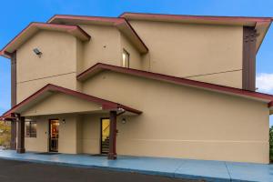 a rendering of a house at Red Roof Inn Findlay in Findlay