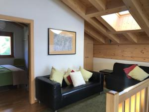 Ein Sitzbereich in der Unterkunft Perce Neige SUBLIME & VIEW apartments by Alpvision Résidences